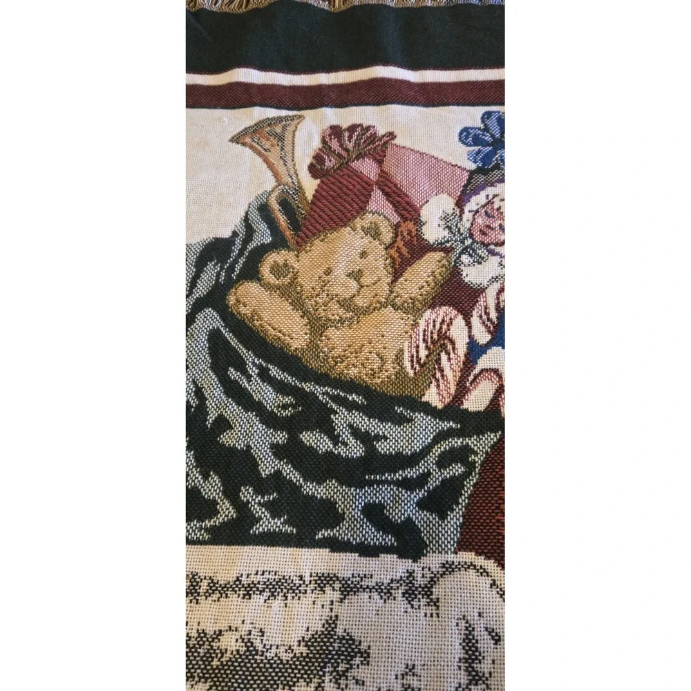Hallmark Santa Reindeer Christmas Tapestry Woven Throw Blanket 58